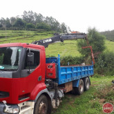 camion plateau ridelles Renault