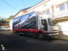 Renault tautliner truck