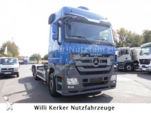 Mercedes skip truck