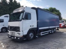 camión lona corredera (tautliner) Volvo