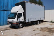 Mitsubishi tautliner truck