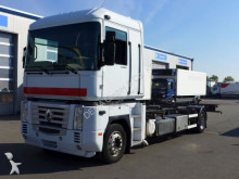 Renault chassis truck