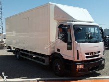 camión furgón Iveco