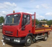 camión volquete Iveco