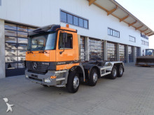 Mercedes skip truck