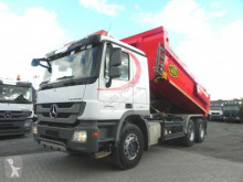 Mercedes skip truck