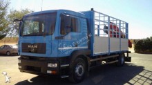 camión caja abierta MAN