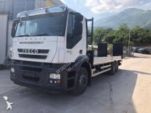 camion trasporto macchinari Iveco