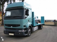 camión portamáquinas Renault