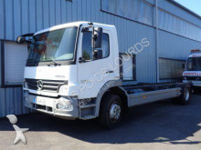 camion châssis Mercedes