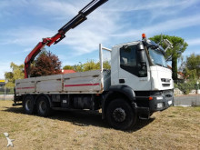 camión caja abierta estándar Iveco