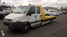 camión de asistencia en ctra Iveco