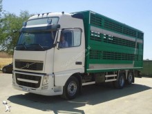camión para ganado Volvo