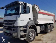 camión volquete Mercedes