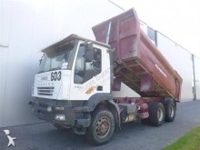 camión volquete Iveco