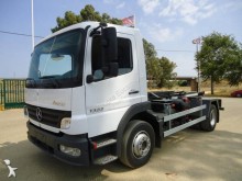 Gancho portacontenedor Mercedes