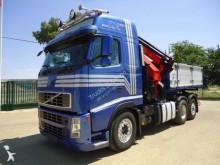 camión caja abierta Volvo