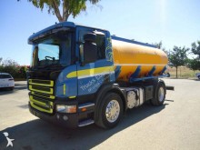 camión cisterna Scania