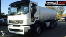 camión cisterna Volvo
