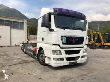 MAN hook lift truck