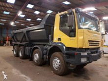 camion benne Enrochement Iveco