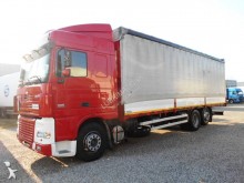 DAF tarp truck