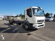camion châssis Volvo