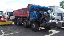 Renault tipper truck