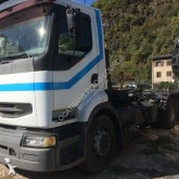 camion dublu Renault
