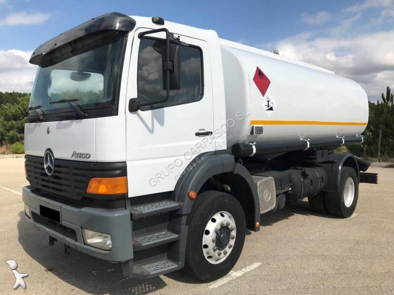 Voir les photos Camion Mercedes Atego 1828