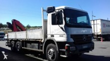 camión caja abierta teleros Mercedes