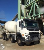 camion béton toupie / Malaxeur Volvo