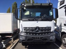 camión chasis Mercedes