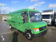Mercedes box truck
