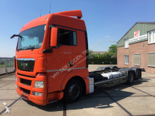 MAN container truck