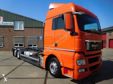 MAN container truck