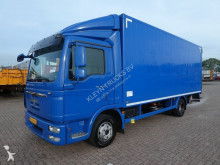 vrachtwagen bakwagen MAN