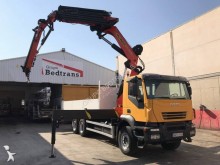 camión caja abierta Iveco