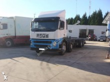 camión chasis Volvo