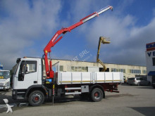 camión volquete Iveco