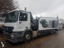 camion porte engins Mercedes