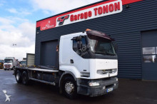 Renault hook lift truck