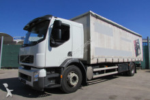 Volvo tarp truck