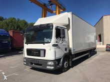 camión MAN TGL 12.180
