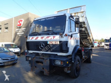 camion benne Mercedes