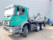 Mercedes skip truck