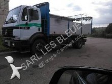camion benne Mercedes