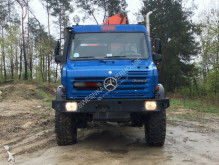 Palfinger flatbed truck