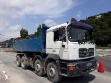 camion ribaltabile MAN