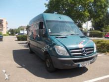 Mercedes box truck